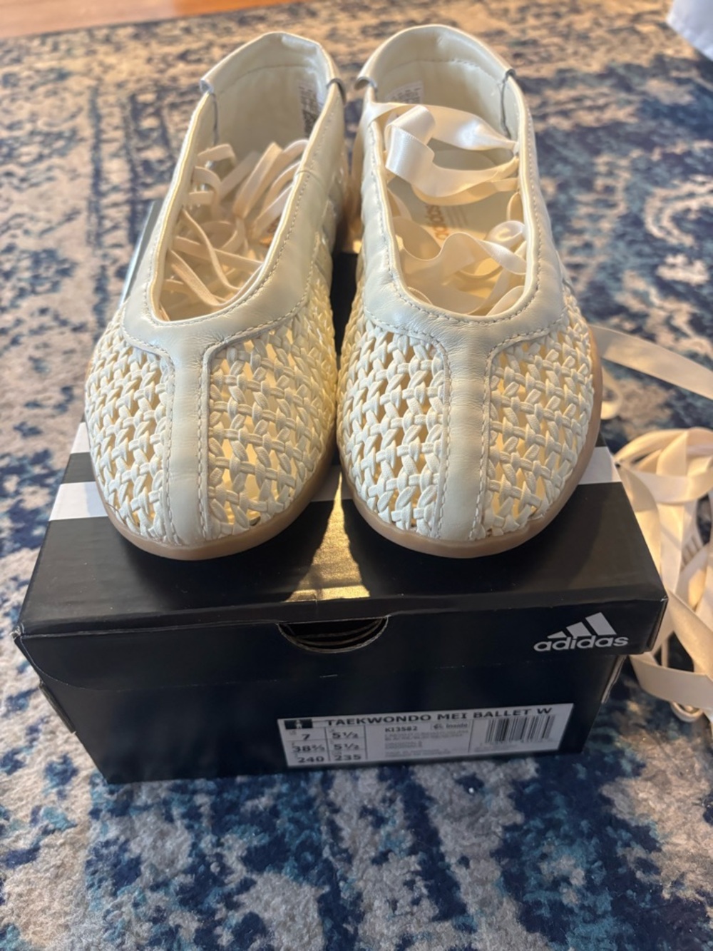 adidas Women’s Cream taekwondo mei ballet NEW